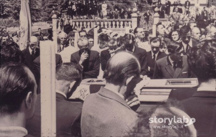 Funerale Di Don Montanelli