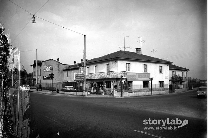 Via Corridoni incrocio Via Martinella anni 50