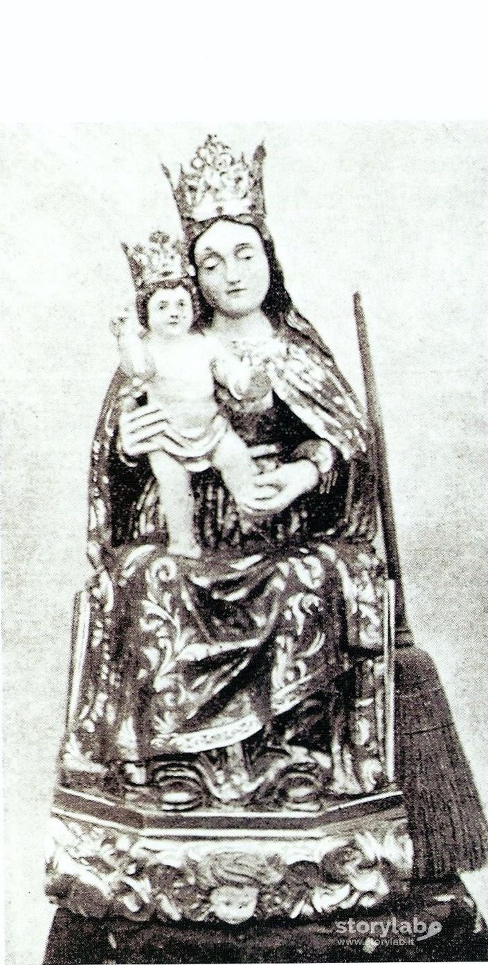 Antico Simulacro Ligneo Della Madonna Della Scopa
