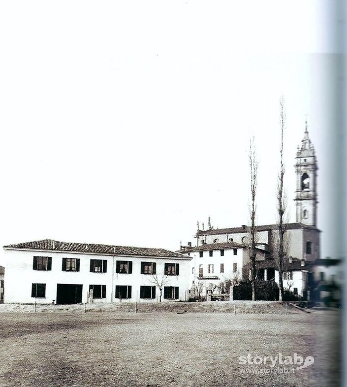 Campo Di Calcio Dell'Oratorio