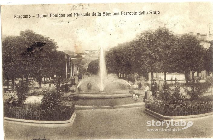  Fontana Piazzale Stazione di Bergamo
