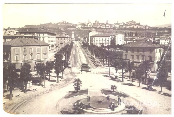  Bergamo dalla stazione F.S. 