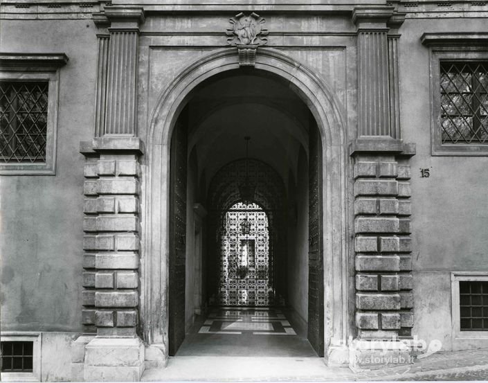 Portone Casa Pesenti