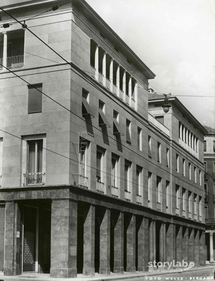 Via Petrarca